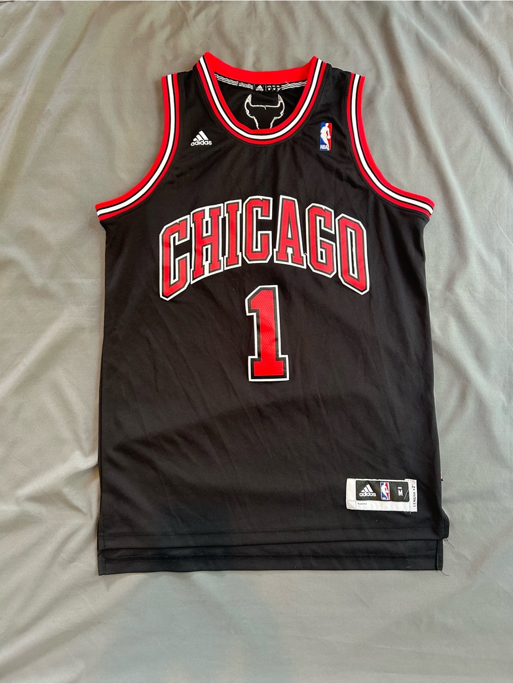 Authentic Retro Adidas / NBA / Chicago Bulls / Derek Rose Jersey